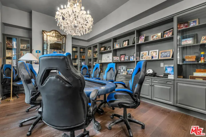 851 Devon Avenue, Los Angeles, California 90024