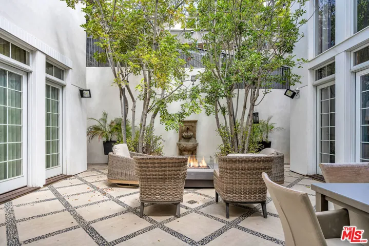 851 Devon Avenue, Los Angeles, California 90024