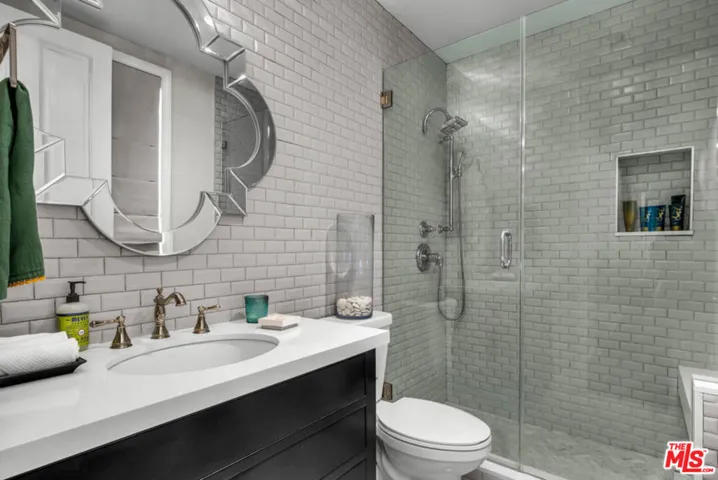 851 Devon Avenue, Los Angeles, California 90024