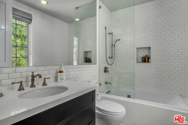 851 Devon Avenue, Los Angeles, California 90024