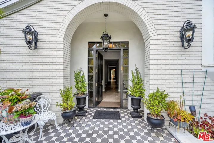 851 Devon Avenue, Los Angeles, California 90024