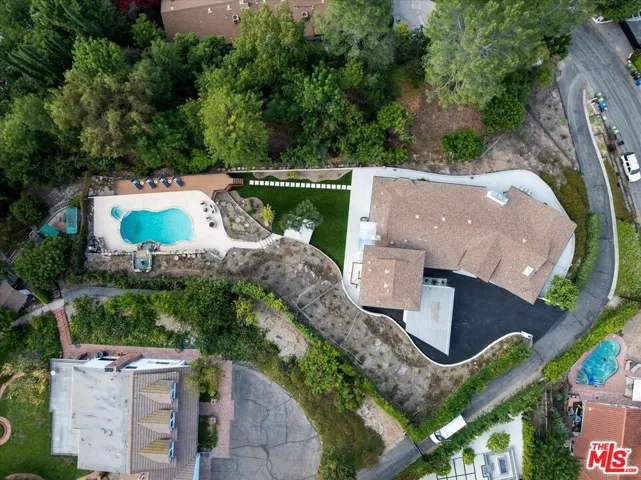 4847 Brewster Drive, Tarzana, California 91356