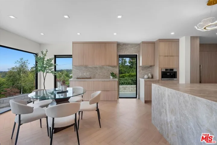4847 Brewster Drive, Tarzana, California 91356