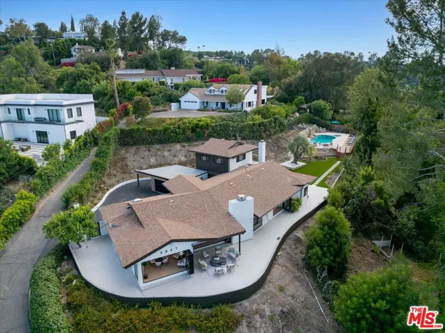 4847 Brewster Drive, Tarzana, California 91356