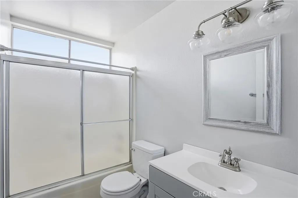 Upstairs Bathroom