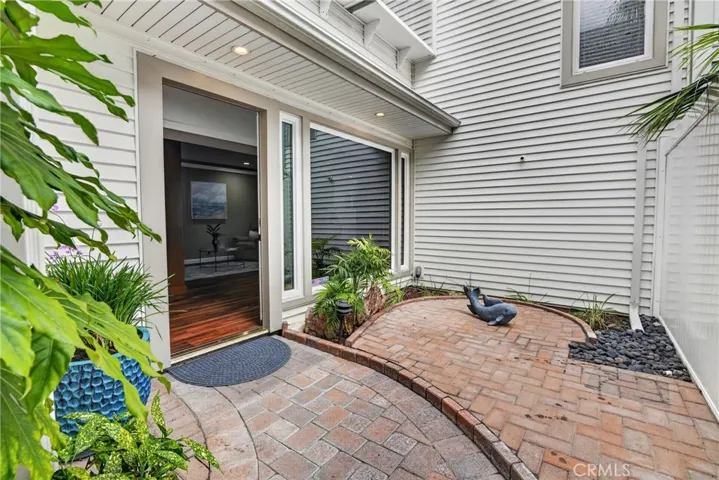 4541 Lyme Bay, Oxnard, California 93035