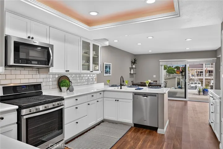 4541 Lyme Bay, Oxnard, California 93035