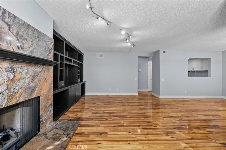 42805 15th W, Lancaster, California 93534