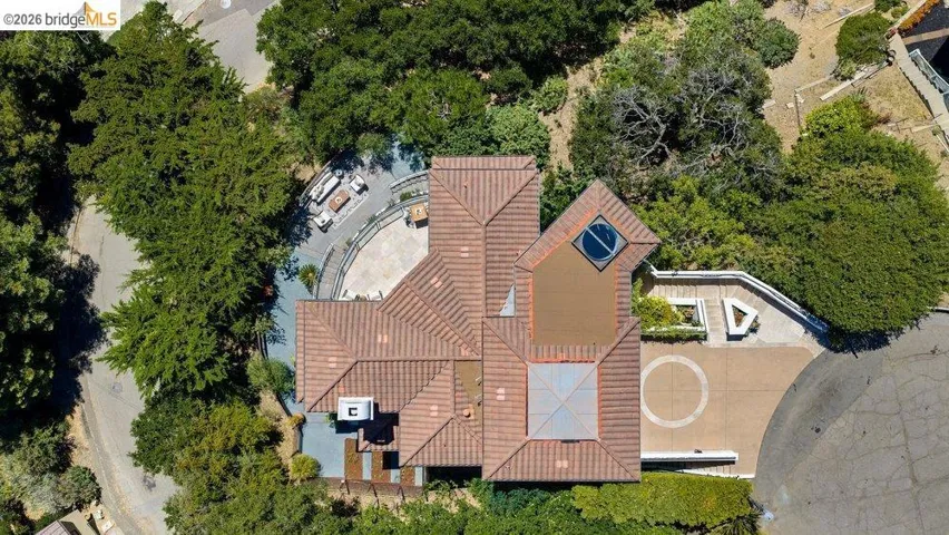 85 Gravatt Drive, Berkeley, California 94705
