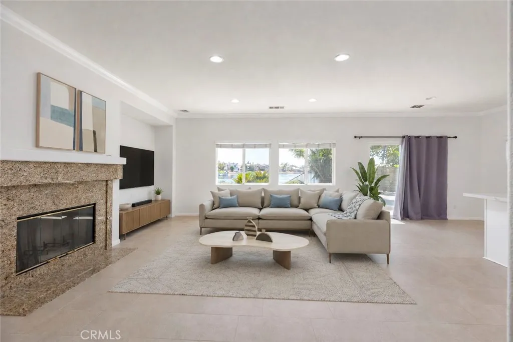 Virtually staged great room