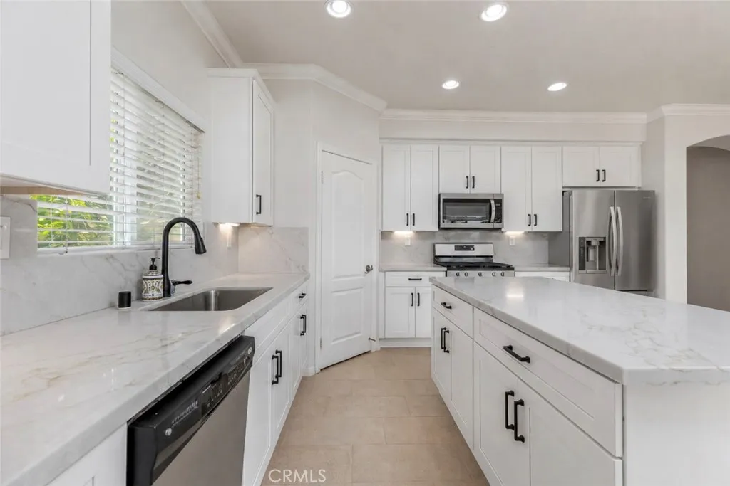 Virtually staged kitchen