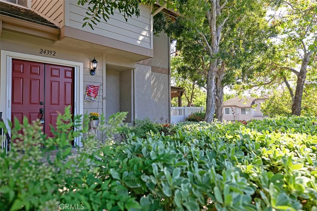 Sought after and private end unit.