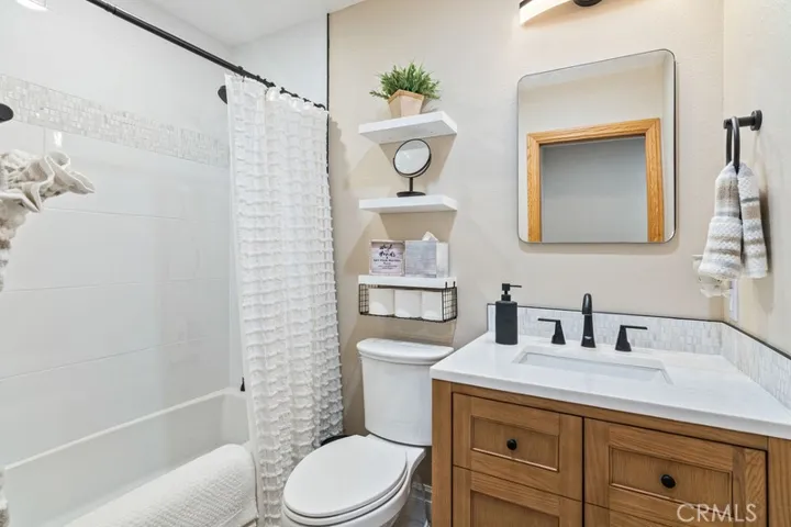 Full bathroom downstairs