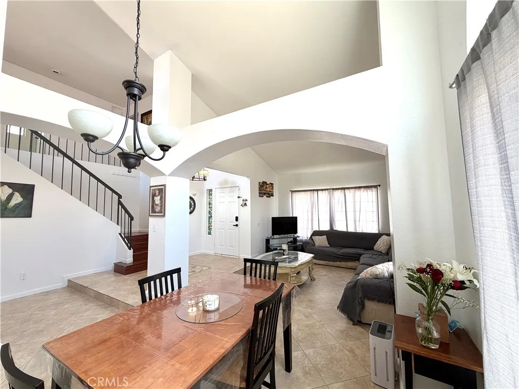 Living room/ Dining Room