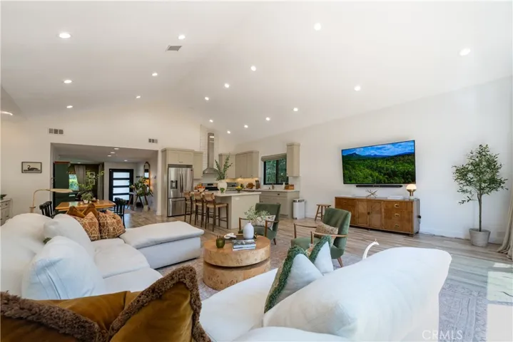 5919 Encino, Encino, California 91316