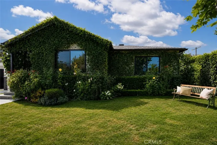 Virtually enhanced greenery