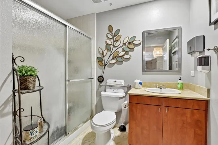 46 W Julian Street 217, San Jose, California 95110