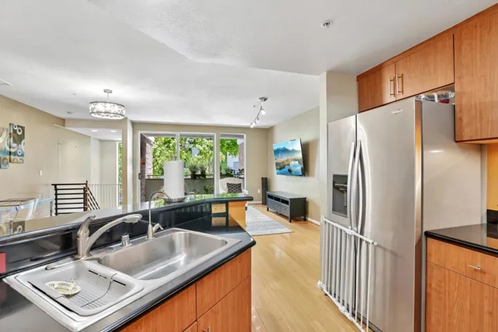 46 W Julian Street 217, San Jose, California 95110