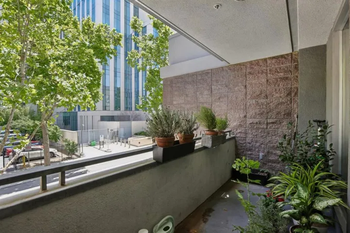 46 W Julian Street 217, San Jose, California 95110