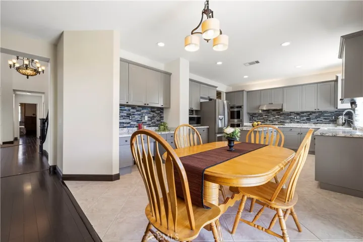 30479 Mallorca Pl, Castaic, California 91384