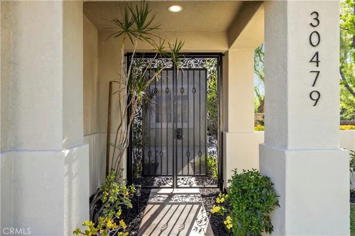 30479 Mallorca Pl, Castaic, California 91384