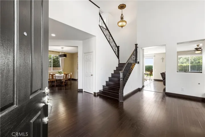 30479 Mallorca Pl, Castaic, California 91384
