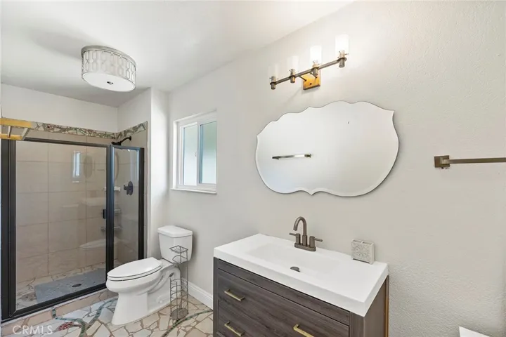 Main floor ensuite