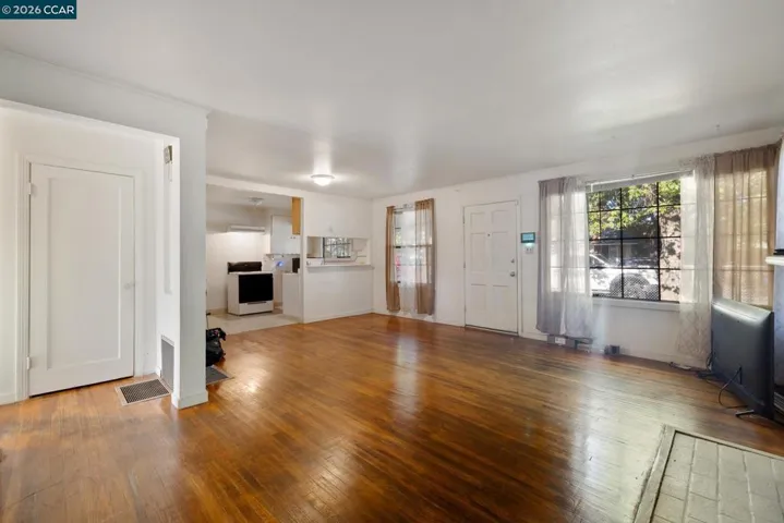 603 Almanza Dr, Oakland, California 94603