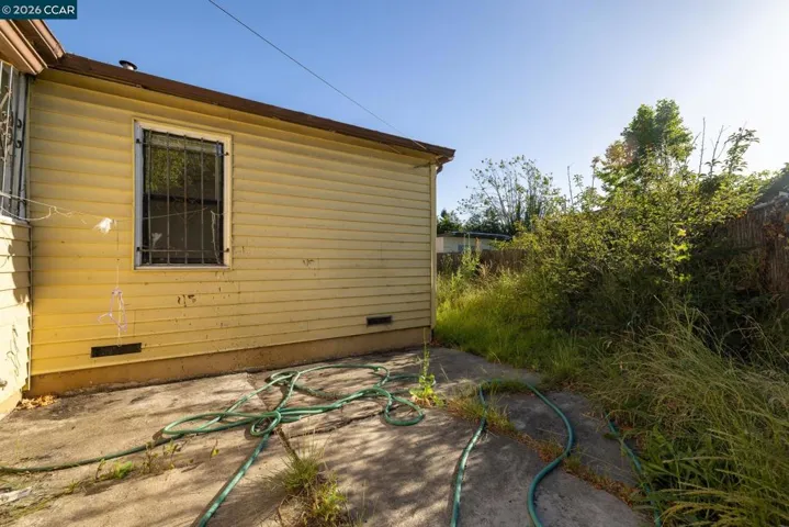 603 Almanza Dr, Oakland, California 94603