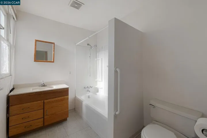 603 Almanza Dr, Oakland, California 94603