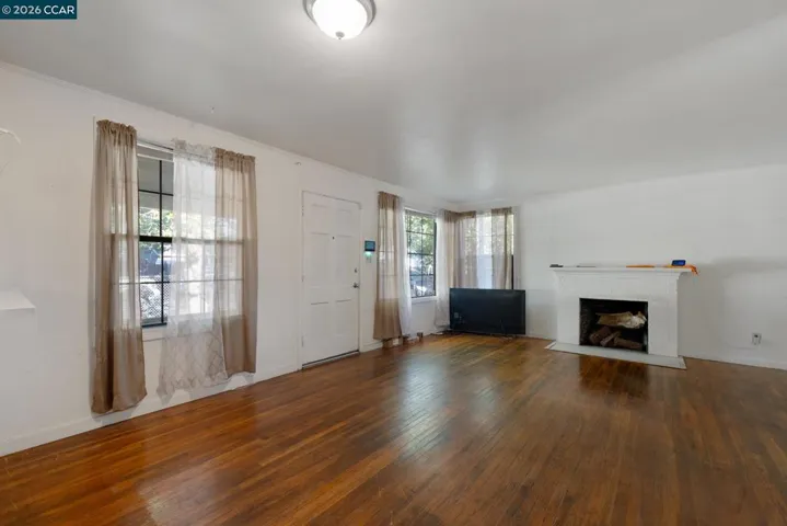 603 Almanza Dr, Oakland, California 94603