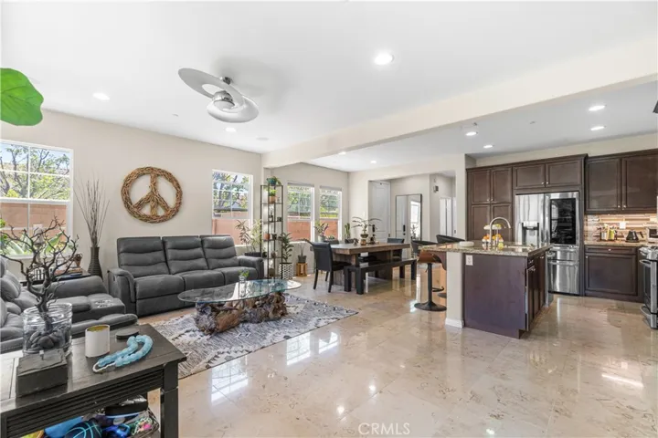 783 Gatun 114, San Pedro, California 90731
