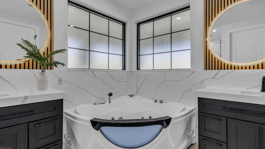 En Suite Jet Tub