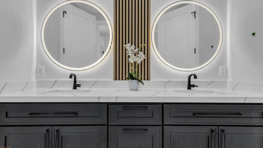 Jack and Jill Bath