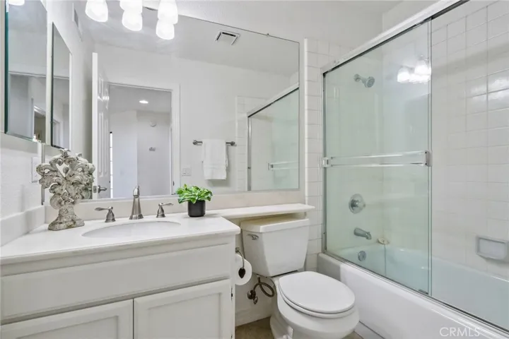 Secondary Bath