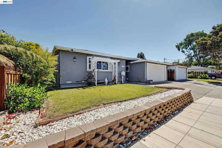 30532 Carroll Ave, Hayward, California 94544