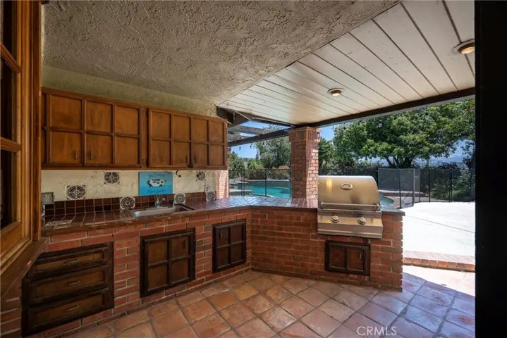 10542 Park Villa Circle, Villa Park, California 92861