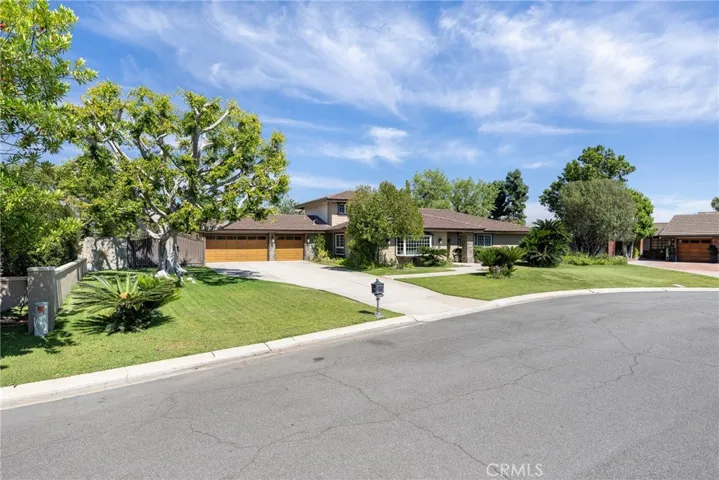 10542 Park Villa Circle, Villa Park, California 92861