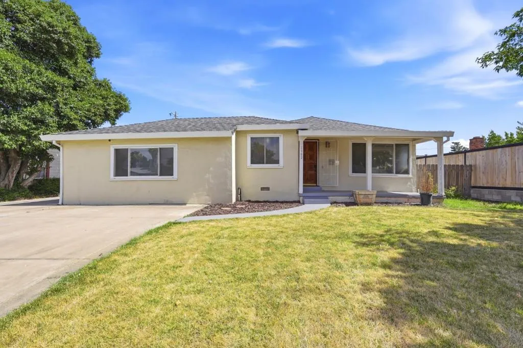 2362 Princeton Ave