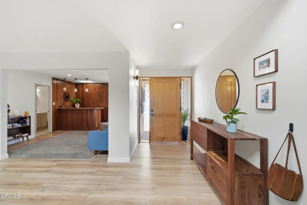 8_foyer