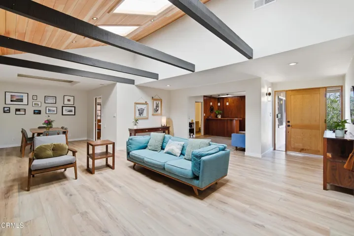 11_living room