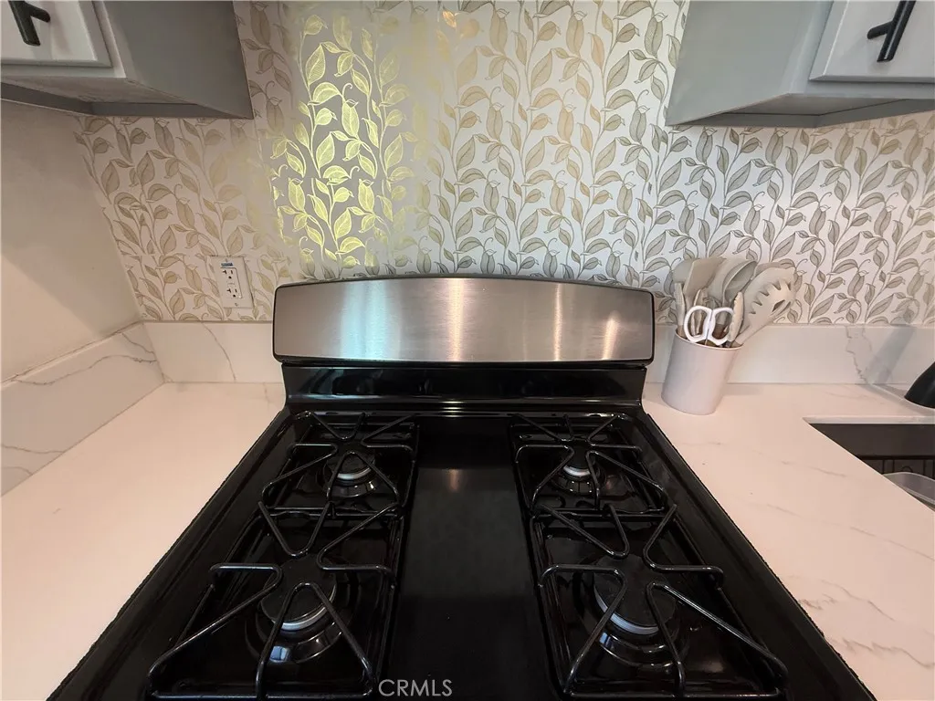 4 burner stove