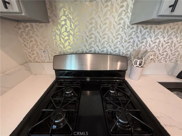 4 burner stove