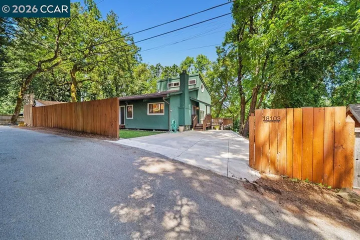 18103 La Verne Dr, Los Gatos, California 95033