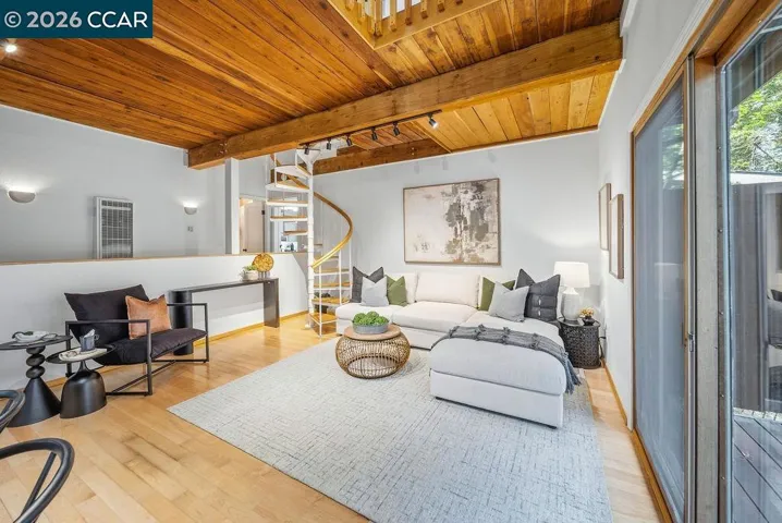 18103 La Verne Dr, Los Gatos, California 95033