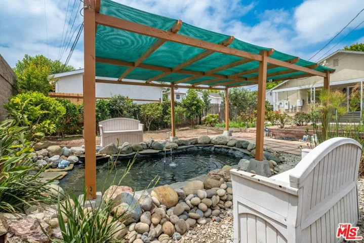 7832 Midfield Avenue, Los Angeles, California 90045