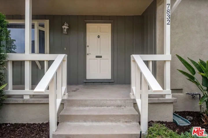 7832 Midfield Avenue, Los Angeles, California 90045