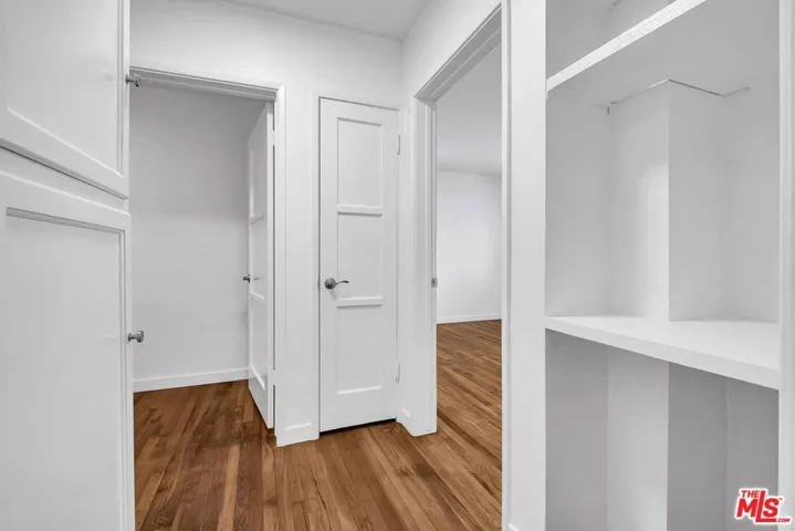 7832 Midfield Avenue, Los Angeles, California 90045