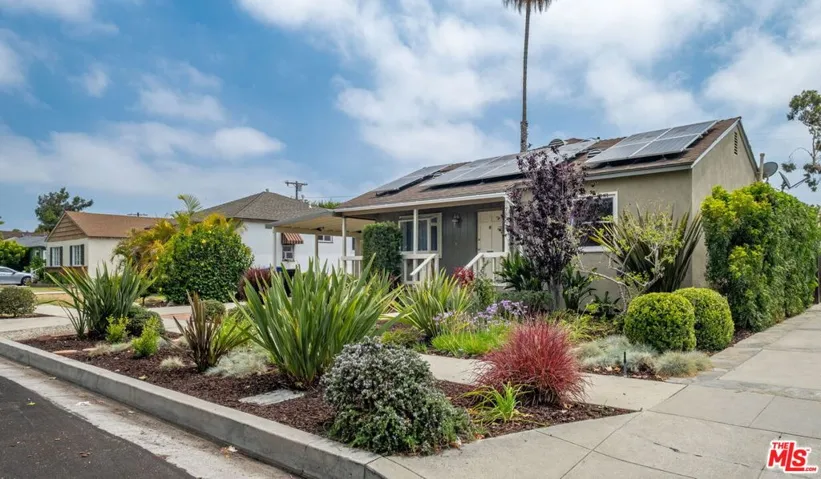 7832 Midfield Avenue, Los Angeles, California 90045