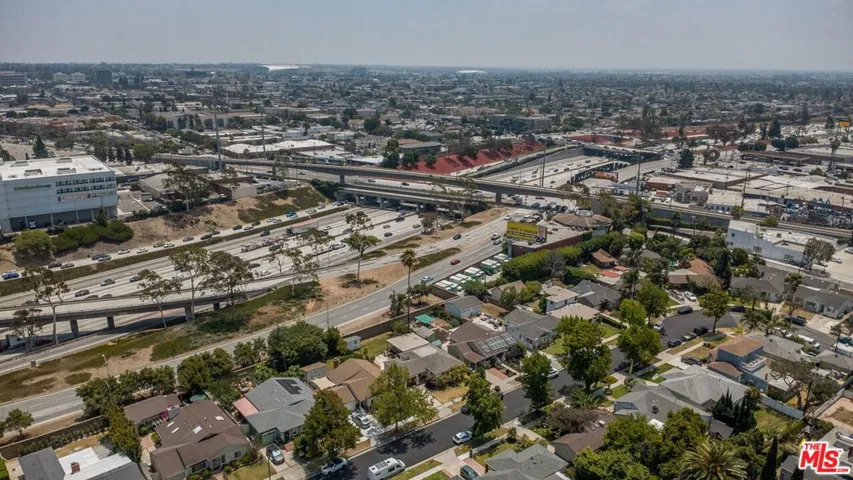 7832 Midfield Avenue, Los Angeles, California 90045